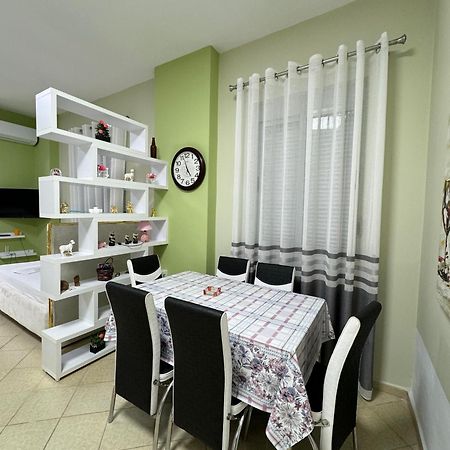 Solei Apartments Sarandë Exterior foto